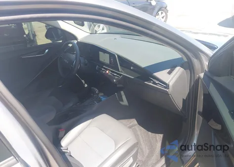 2023 Kia Niro Ex Touring z USA, uszkodzony, nr VIN KNDCR3LE7P5058017